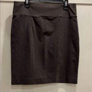 VGUC Sarah Pacini grey french waisted knee length pencil skirt in stretch fabric